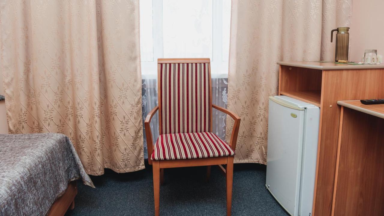 Aktobe Hotel Екстериор снимка