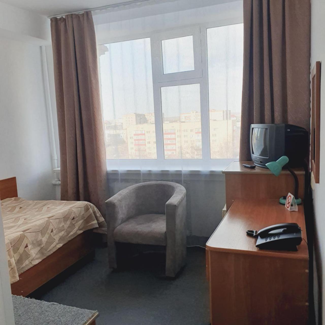 Aktobe Hotel Екстериор снимка